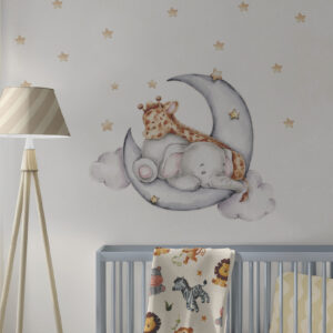 Slonče i žirafa spavaju na oblaku. Oko njih su zvezdice